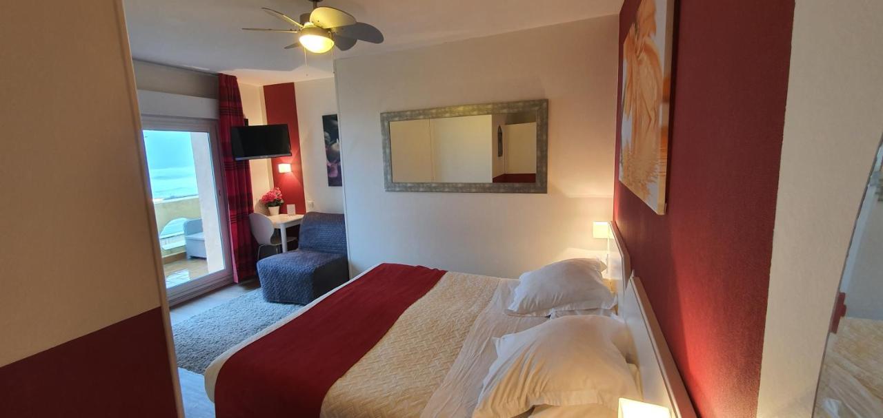 Hotel Cote D'Argent Lacanau Esterno foto